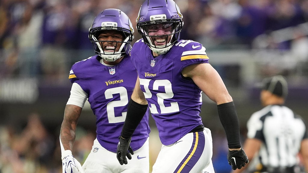 Vikings defense clamps down on Daniel Jones and the Colts for a 16-10 victory to stay undefeated — WCCO / CBS Minnesota, Chaska Arts news