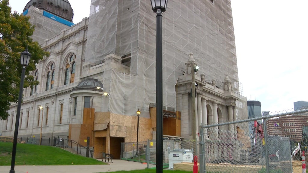 No charges yet after break-in at Basilica of St. Mary in Minneapolis — Chaska Business news
