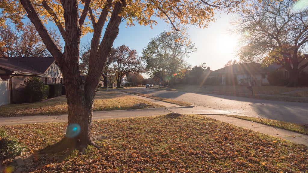 Warm, dry stretch continues Monday in the Twin Cities — WCCO / CBS Minnesota, Chaska Community news