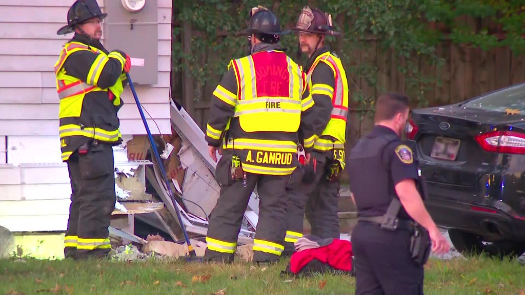 Man blew through Bloomington stop sign, hit car, which then struck home, police say — WCCO / CBS Minnesota, Chaska Community news