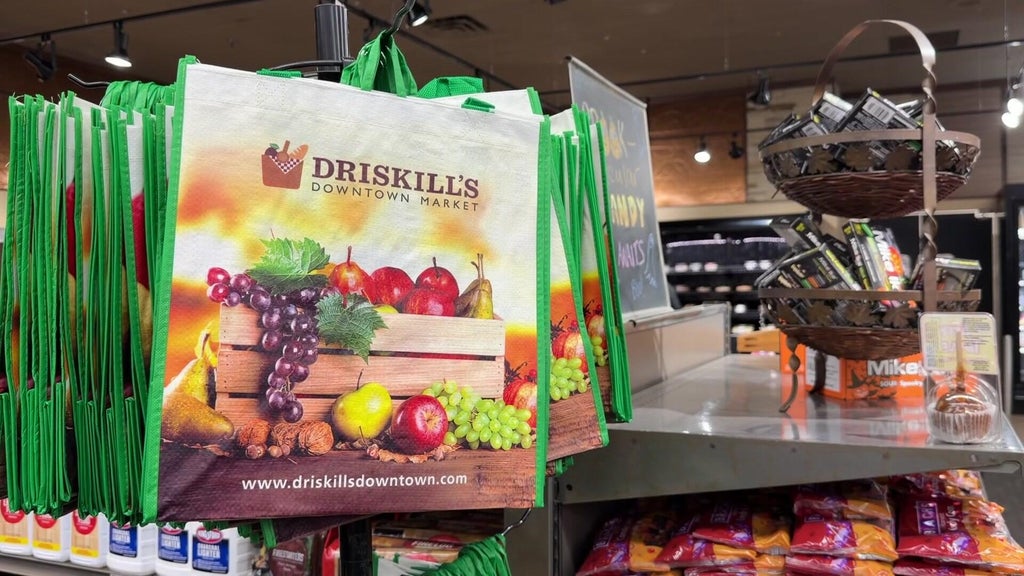 Hopkins grocery store seeks community support amid sales struggles — WCCO / CBS Minnesota, Chaska Government news