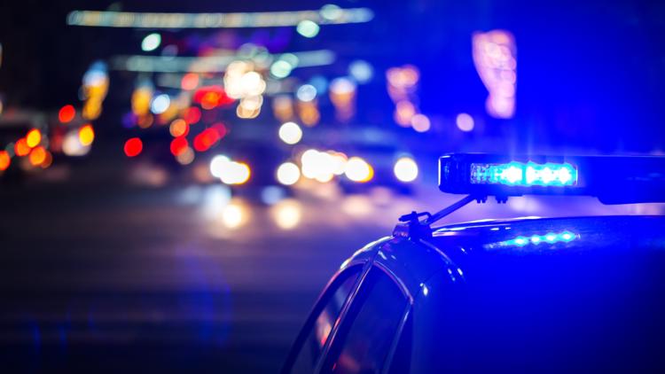 SAPD: Intoxicated driver crashes into pillar on Loop 1604, killing passenger — KENS 5 (San Antonio), Chaska Community news
