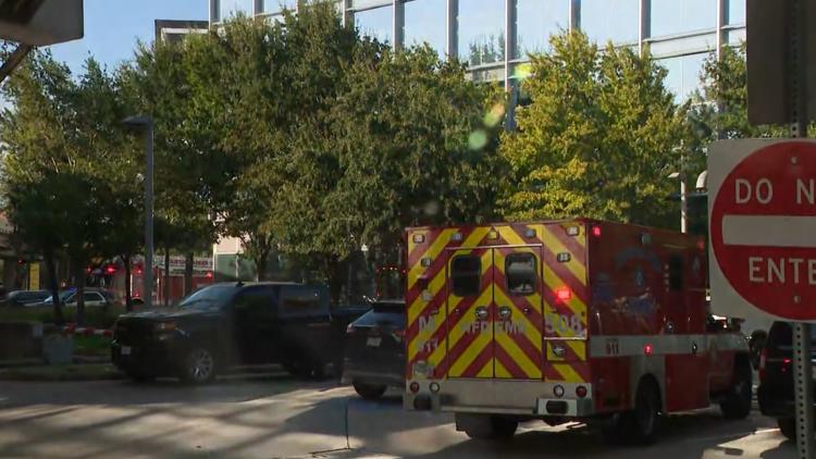 Envelope with suspicious powder sent to Sen. Ted Cruz's Houston office, sources say — KENS 5 (San Antonio), Chaska Business news