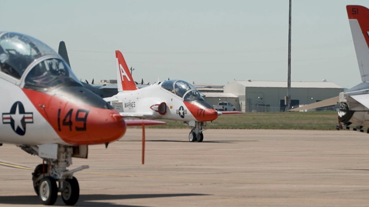 Pilots and emergency crews mobilize in North Texas amid Hurricane Isaias evacuation — WFAA (Dallas-Fort Worth), Chaska Community news