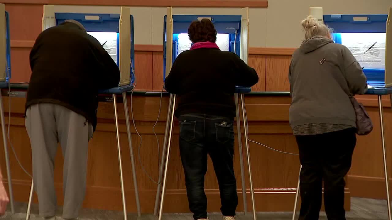 What Minnesota's early voting surge does and doesn't mean yet — Chaska Community news