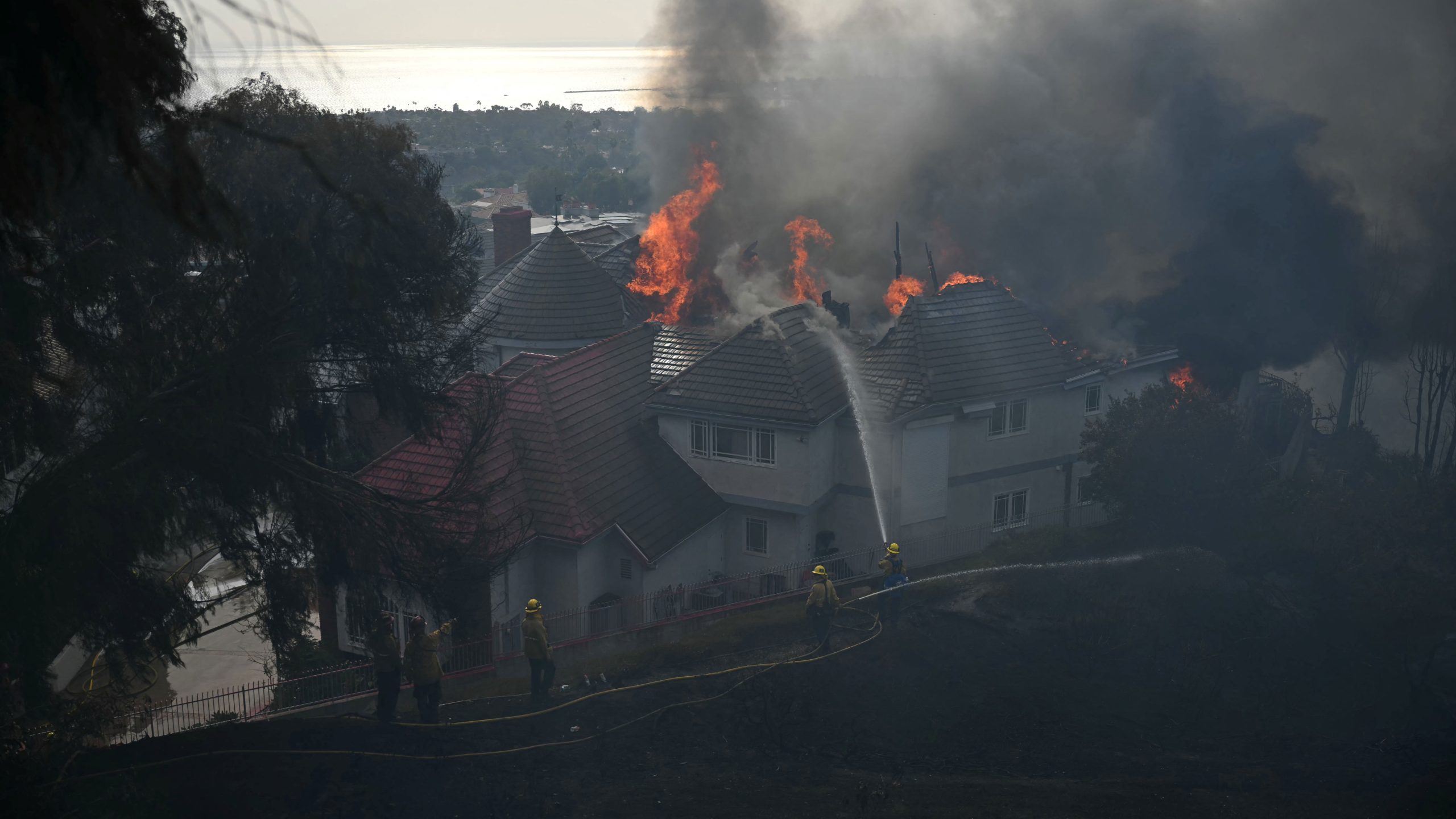 Norte Fire in California threatens homes, forces evacuations — FOX 9, Chaska Community news